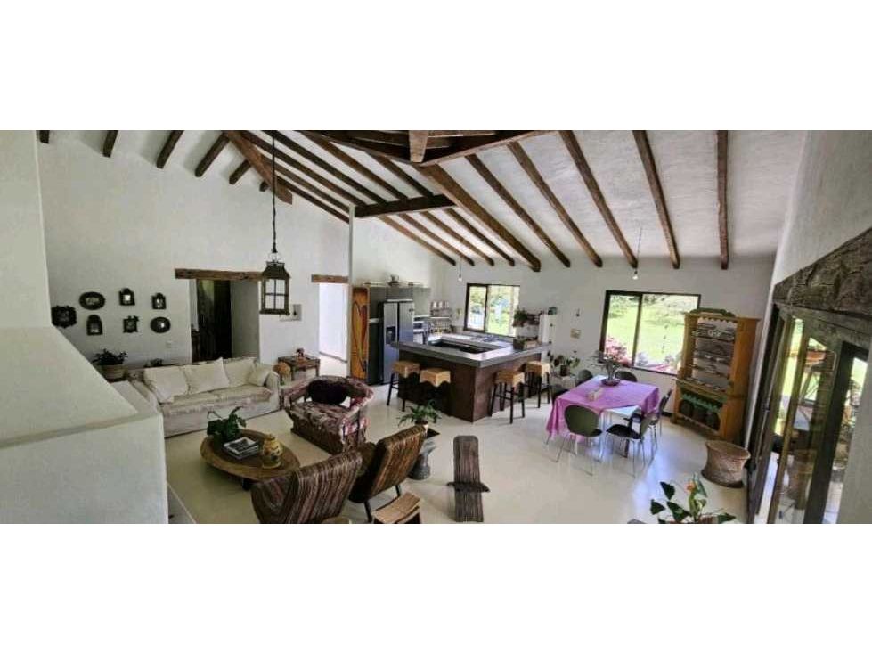 Casa Campestre en venta Antioquia Rionegro Rionegro 310 m2 Habitaciones 3 Baños 5 Garajes 6 Precio $2300000000