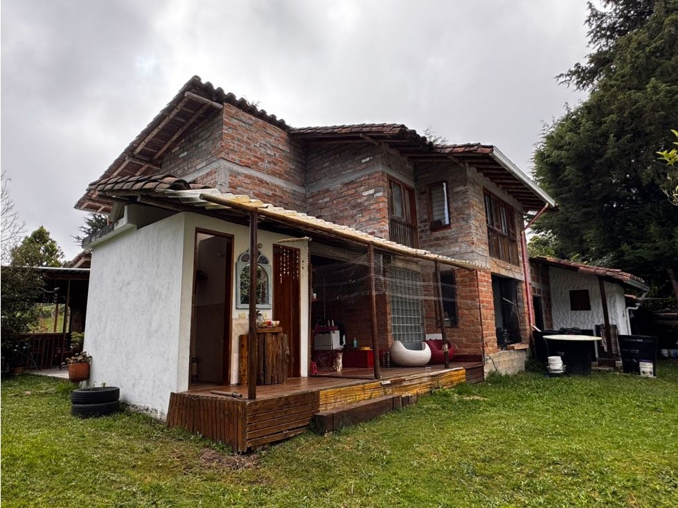 Finca en venta Antioquia Medellín Medellín 260 m2 Habitaciones 3 Baños 3 Garajes 2 Precio $1500000000