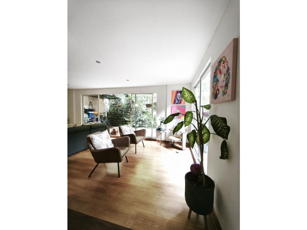 Casa en venta Antioquia Medellín Castropol 320 m2 Habitaciones 4 Baños 4 Garajes 3 Precio $1300000000