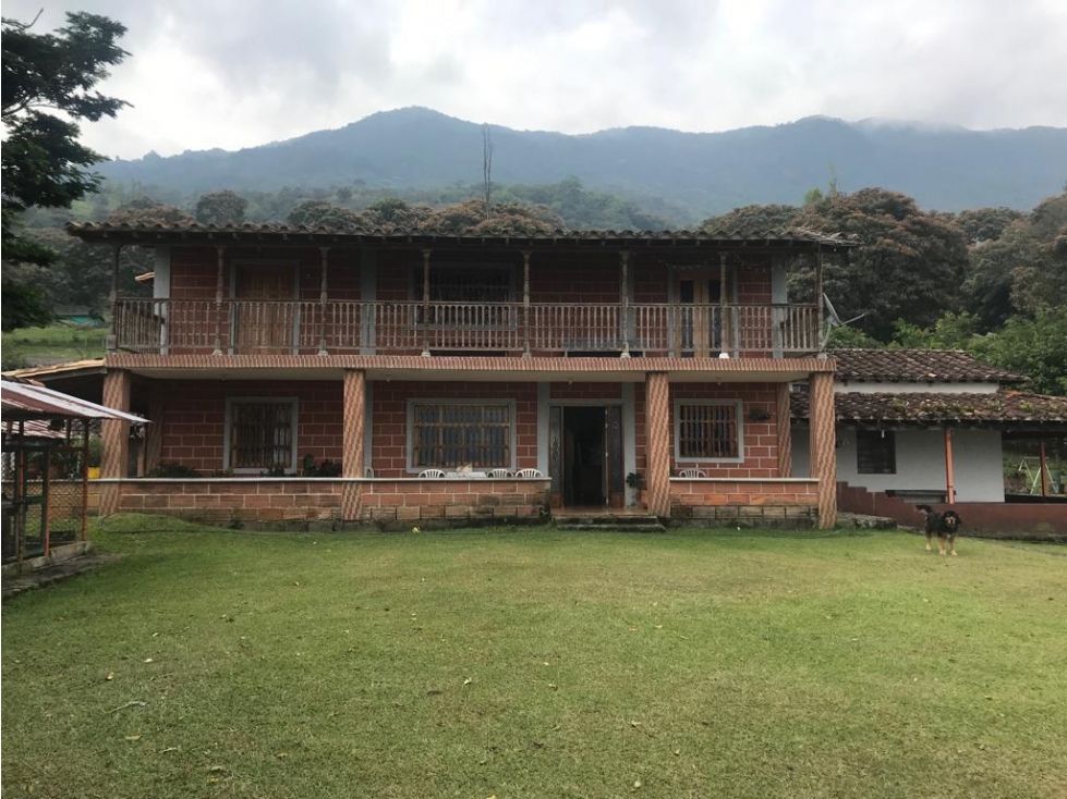 Finca en venta Antioquia Girardota Girardota 477 m2 Habitaciones 7 Baños 5 Garajes 0 Precio $2870129934