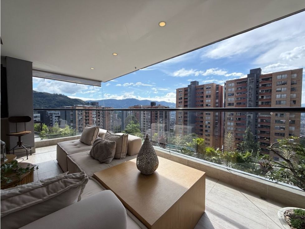 Apartamento en venta Antioquia Envigado El Chinguí 147 m2 Habitaciones 3 Baños 3 Garajes 2 Precio $1240000000
