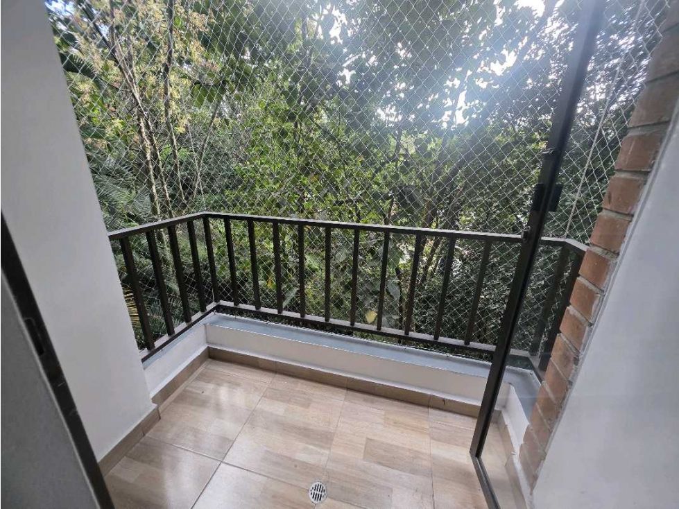 Apartamento en venta Antioquia Medellín Astorga 86 m2 Habitaciones 3 Baños 3 Garajes 1 Precio $640000000