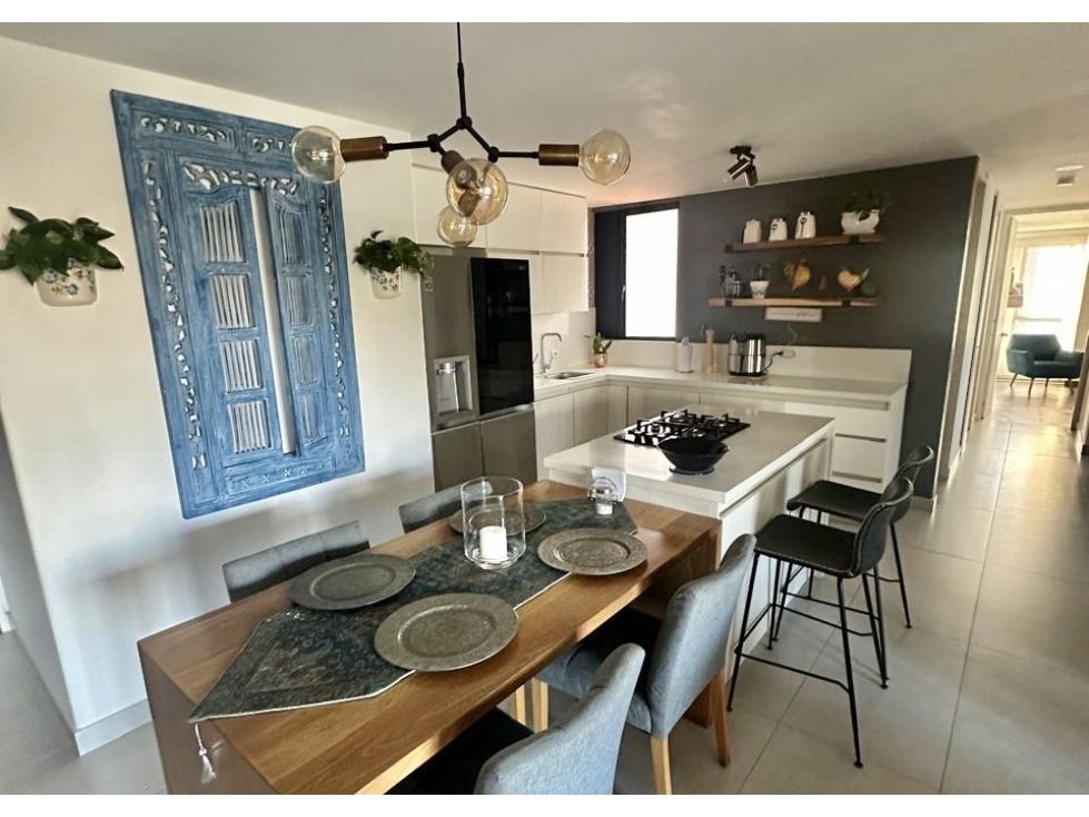 Apartamento en venta Antioquia Envigado La Inmaculada 106 m2 Habitaciones 2 Baños 3 Garajes 2 Precio $800000000