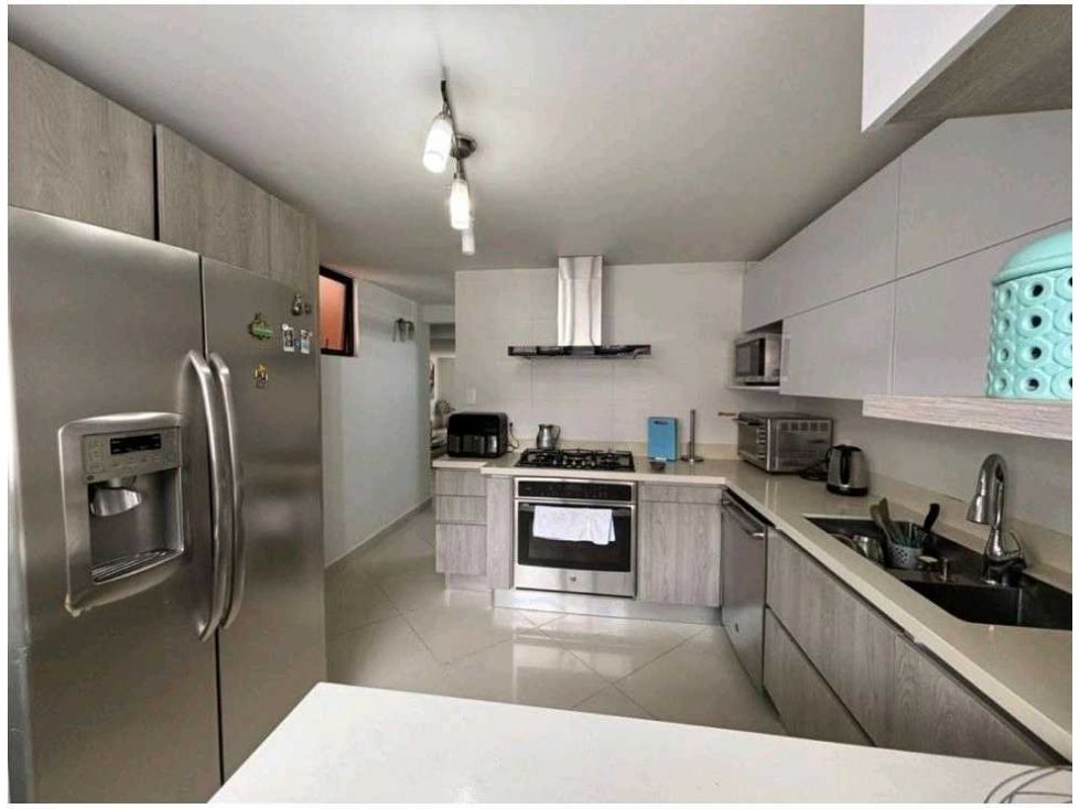 Casa en venta Antioquia Medellín Medellín 220 m2 Habitaciones 4 Baños 4 Garajes 2 Precio $1350000000