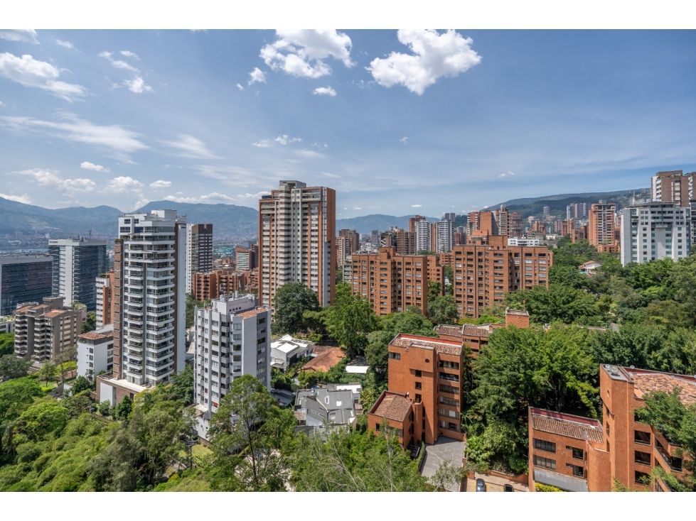 Apartamento en venta Antioquia Medellín Alejandria 386 m2 Habitaciones 4 Baños 5 Garajes 3 Precio $2670000000