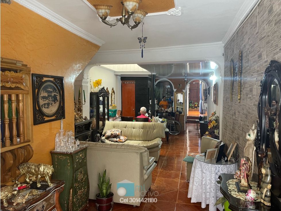 Edificio en venta Antioquia Itagüí Itagüí 258 m2 Habitaciones 9 Baños 5 Garajes 0 Precio $900000000