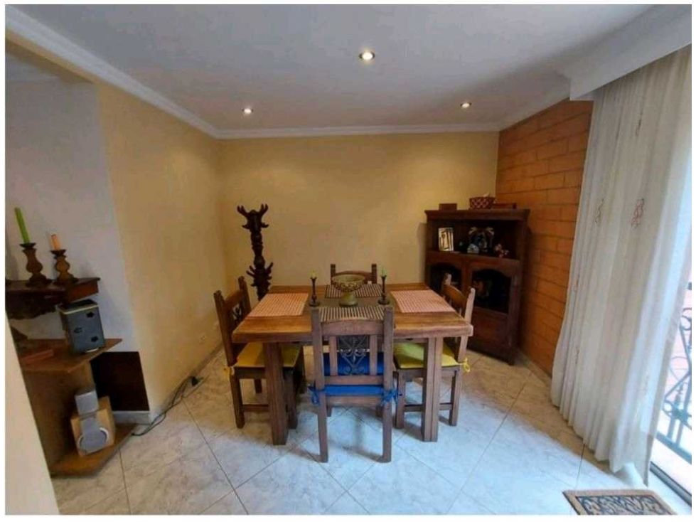 Casa en venta Antioquia Itagüí Itagüí 140 m2 Habitaciones 3 Baños 3 Garajes 1 Precio $900000000