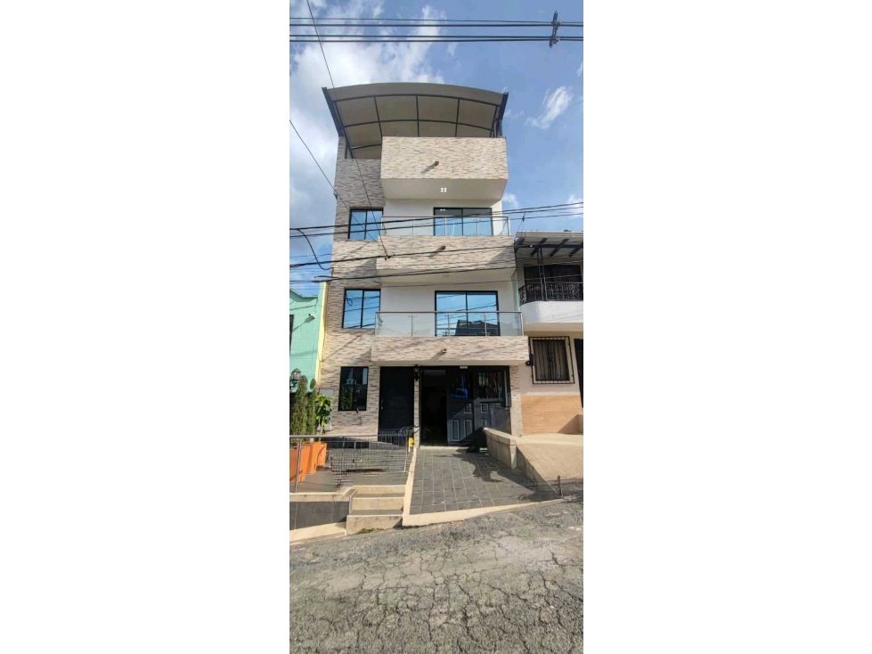 Casa en venta Antioquia Bello La Cabaña 64 m2 Habitaciones 7 Baños 4 Garajes 1 Precio $800000000