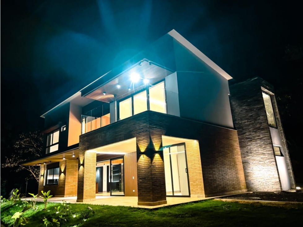 Casa Campestre en venta Antioquia Envigado Envigado 507 m2 Habitaciones 4 Baños 6 Garajes 10 Precio $3600000000