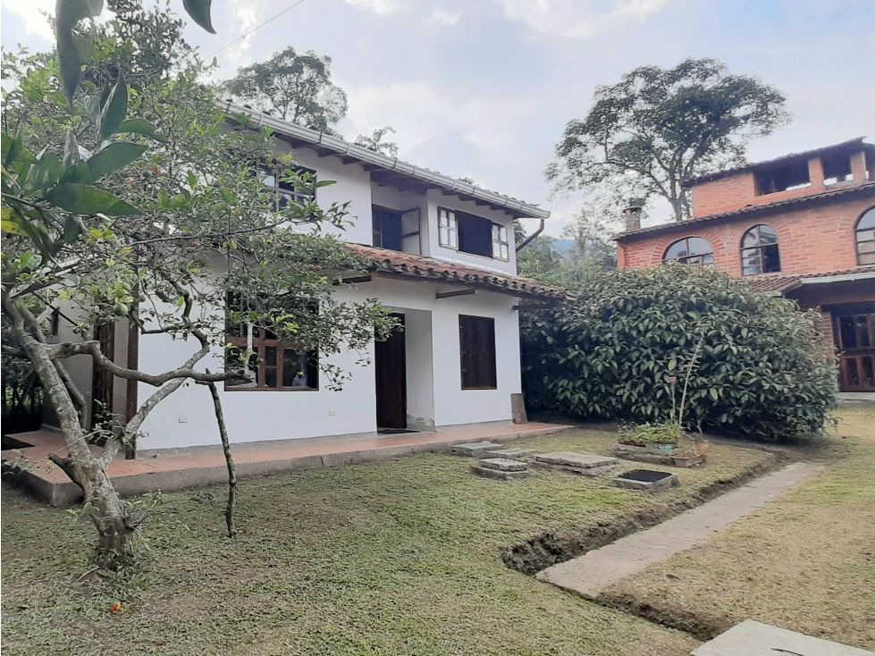 Casa en venta Antioquia La Estrella Chile 394 m2 Habitaciones 4 Baños 4 Garajes 2 Precio $2700000000