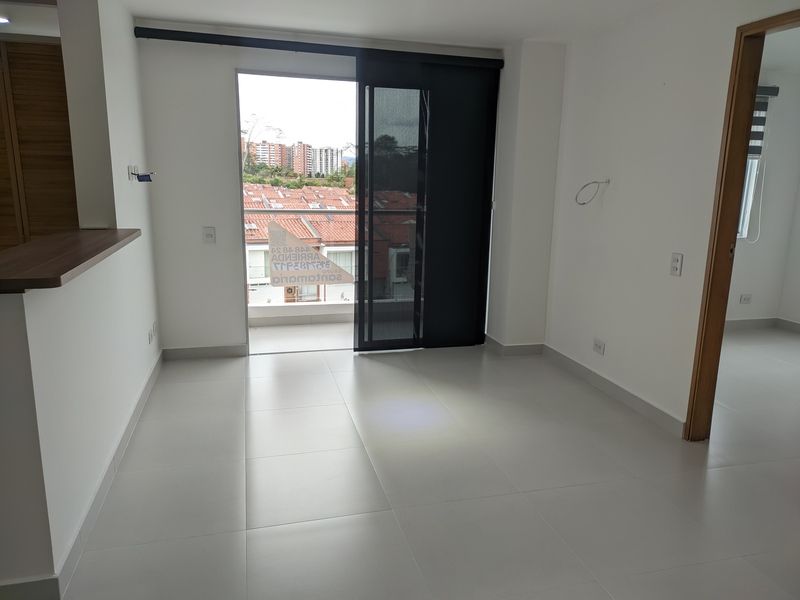 Apartaestudio en arriendo Antioquia Rionegro San Antonio 50 m2 Habitaciones 1 Baños 1 Garajes 1 Precio $1800000