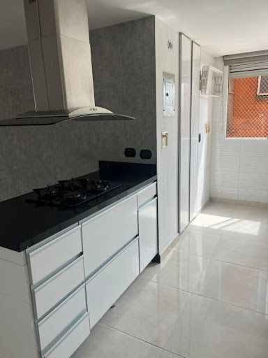 Apartamento en arriendo Antioquia Medellín Cuarta Brigada 104 m2 Habitaciones 3 Baños 2 Garajes 1 Precio $4300000