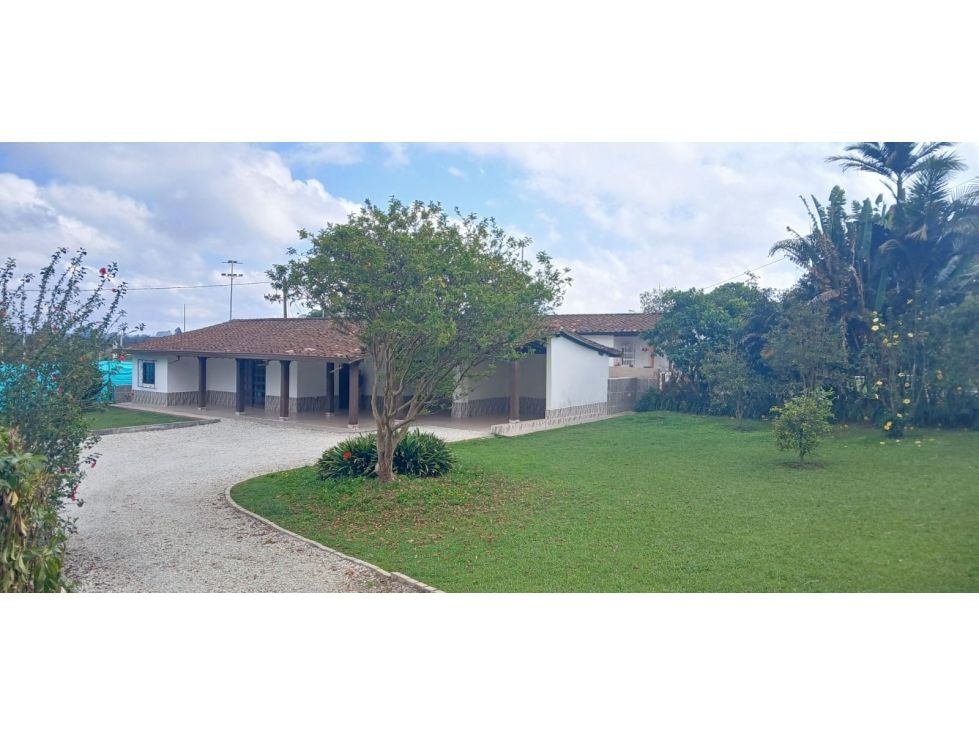 Casa Campestre en arriendo Antioquia Rionegro Rionegro 270 m2 Habitaciones 4 Baños 4 Garajes 0 Precio $5700000