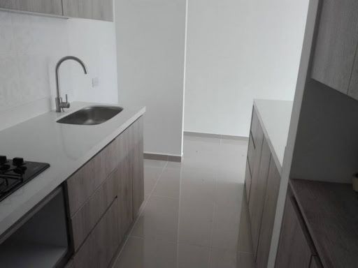 Apartamento en arriendo Antioquia Medellín San German 80 m2 Habitaciones 3 Baños 2 Garajes 1 Precio $2800000