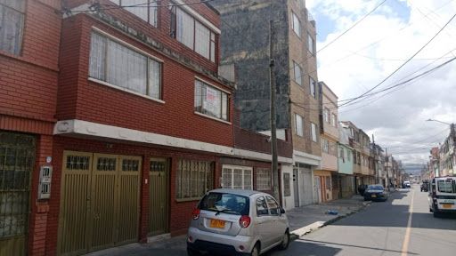 Apartamento en arriendo Cundinamarca Bogotá Galan 120 m2 Habitaciones 3 Baños 1 Garajes 0 Precio $1400000