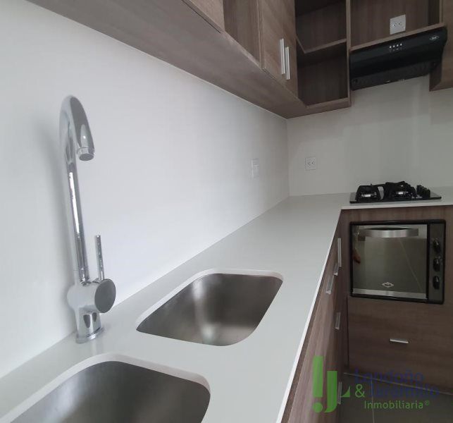 Apartamento en arriendo Antioquia Envigado Vientos De La Colina 102 m2 Habitaciones 3 Baños 2 Garajes 2 Precio $5500000