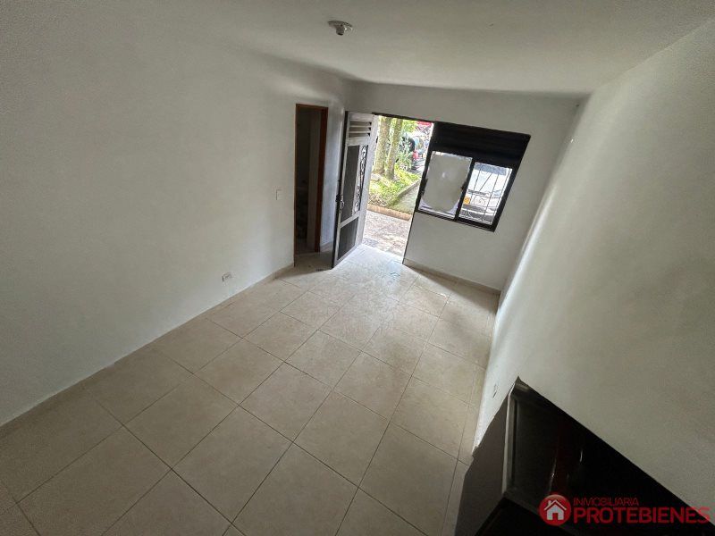 Apartaestudio en arriendo Antioquia Medellín Fatima 20 m2 Habitaciones 1 Baños 1 Garajes 0 Precio $1000000