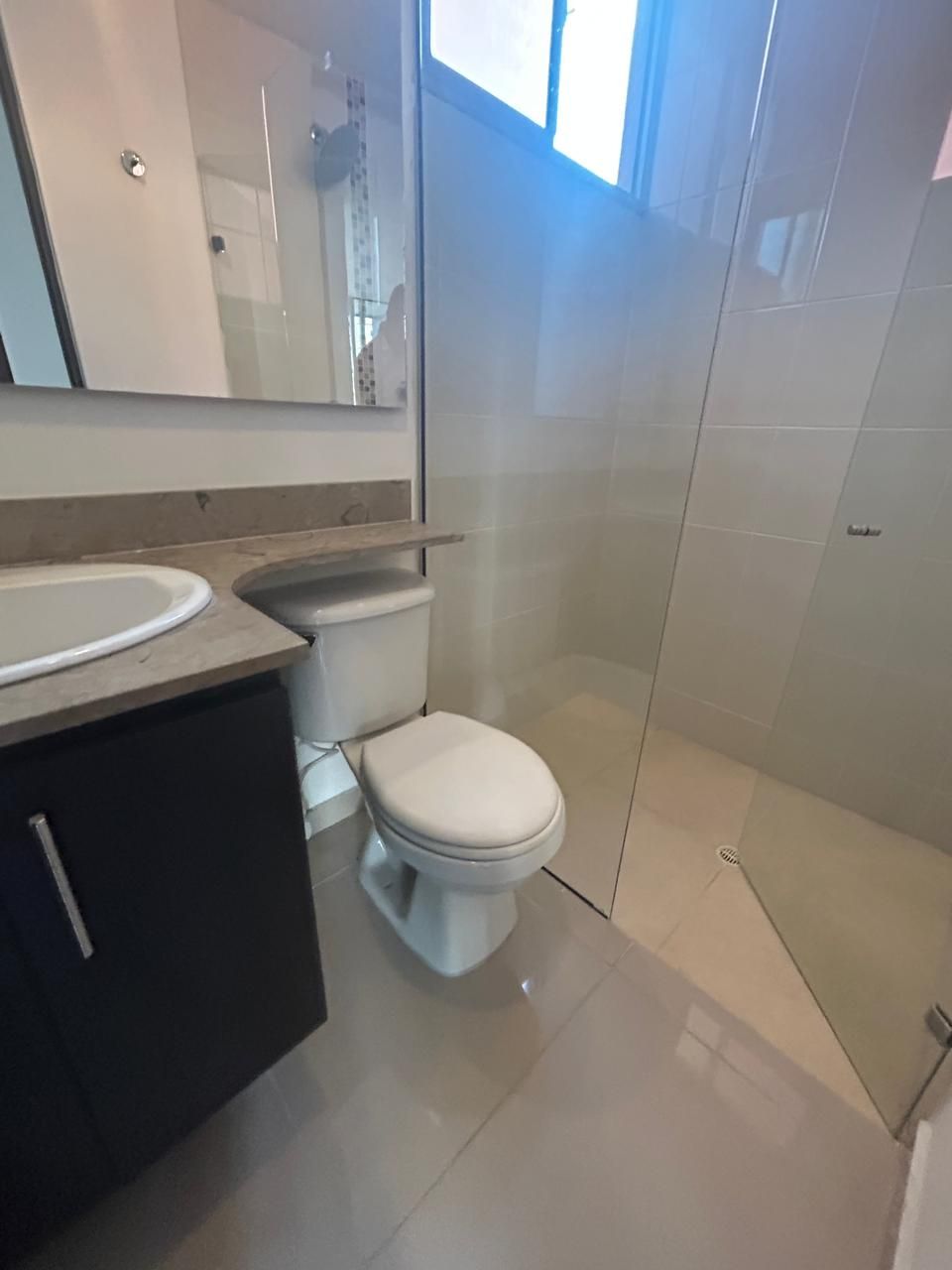 Apartamento en arriendo Antioquia Envigado El Chinguí 72 m2 Habitaciones 2 Baños 2 Garajes 1 Precio $3100000