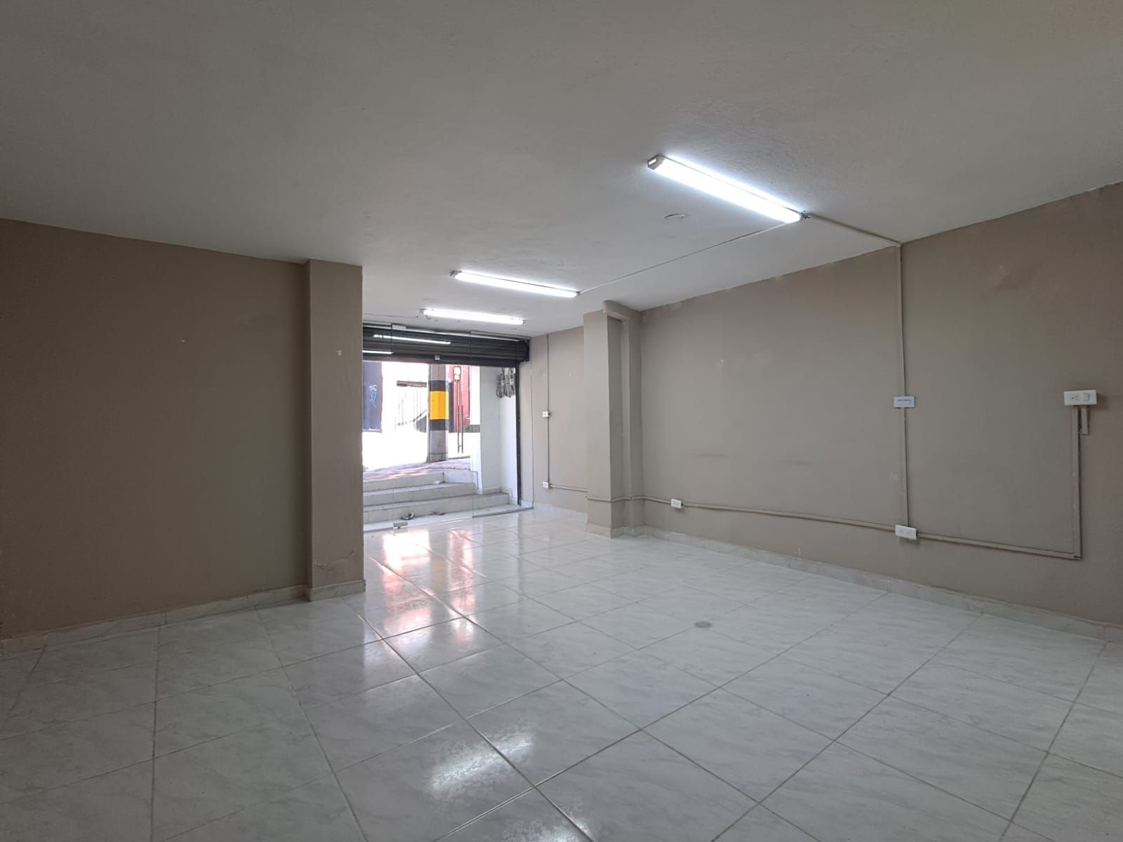 Local en arriendo Antioquia Medellín Buenos Aires 48 m2 Habitaciones 0 Baños 1 Garajes 0 Precio $3500000