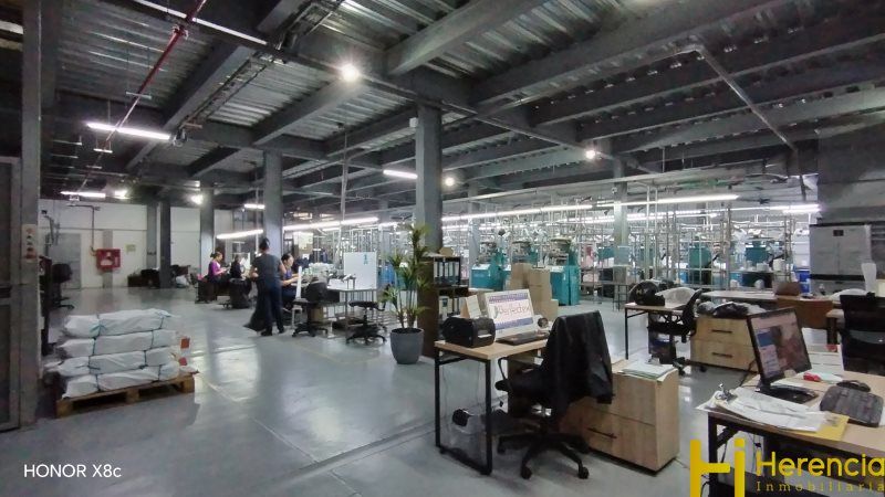 Bodega en arriendo Antioquia Itagüí La Esmeralda 1000 m2 Habitaciones 0 Baños 6 Garajes 0 Precio $30000000