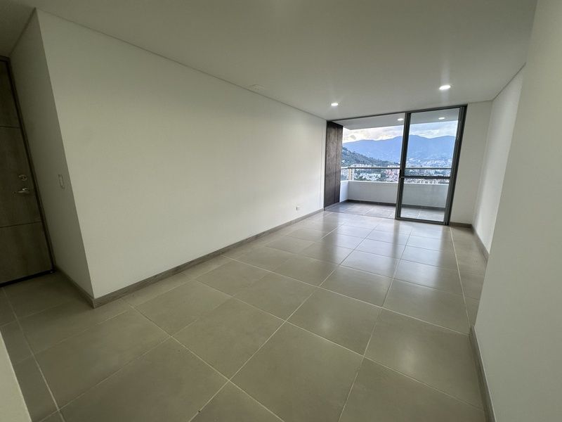 Apartamento en arriendo Antioquia Envigado Villa Verde 82 m2 Habitaciones 3 Baños 2 Garajes 2 Precio $3800000