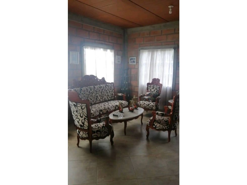 Finca en venta Antioquia Medellín Medellín 1300 m2 Habitaciones 3 Baños 5 Garajes 6 Precio $550000000