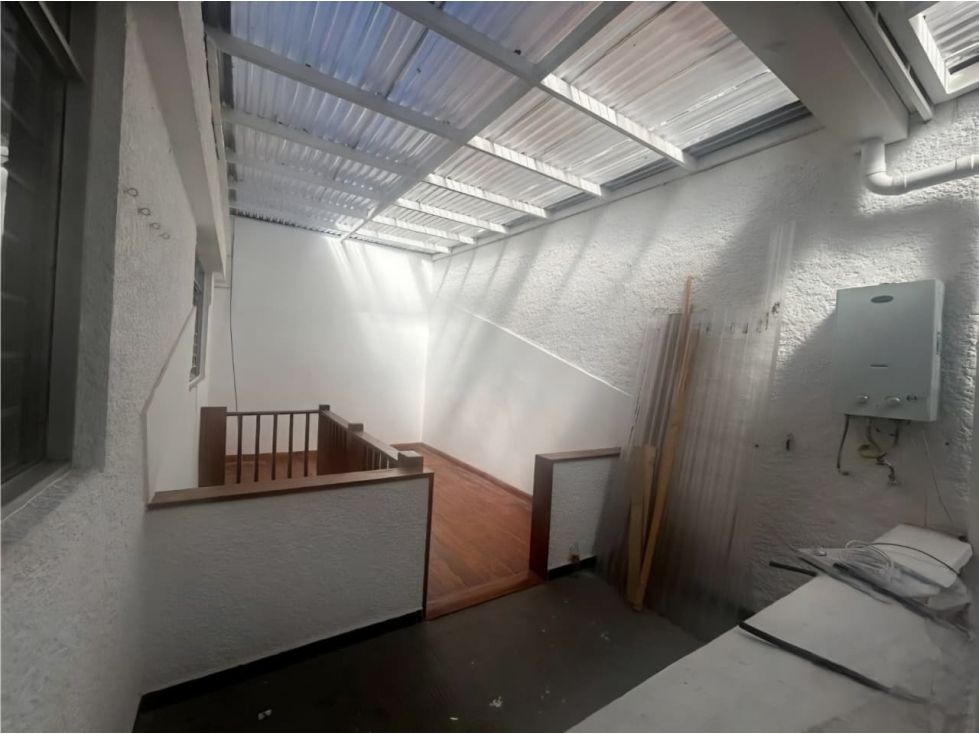 Casa en arriendo Antioquia Medellín Calasanz 250 m2 Habitaciones 4 Baños 5 Garajes 1 Precio $4500000