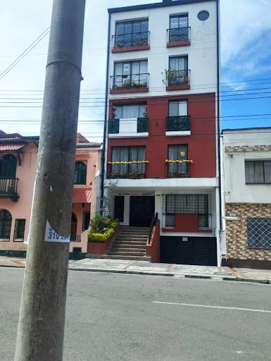 Apartamento en venta Cundinamarca Bogotá Santa Teresita 65 m2 Habitaciones 2 Baños 2 Garajes 1 Precio $320000000