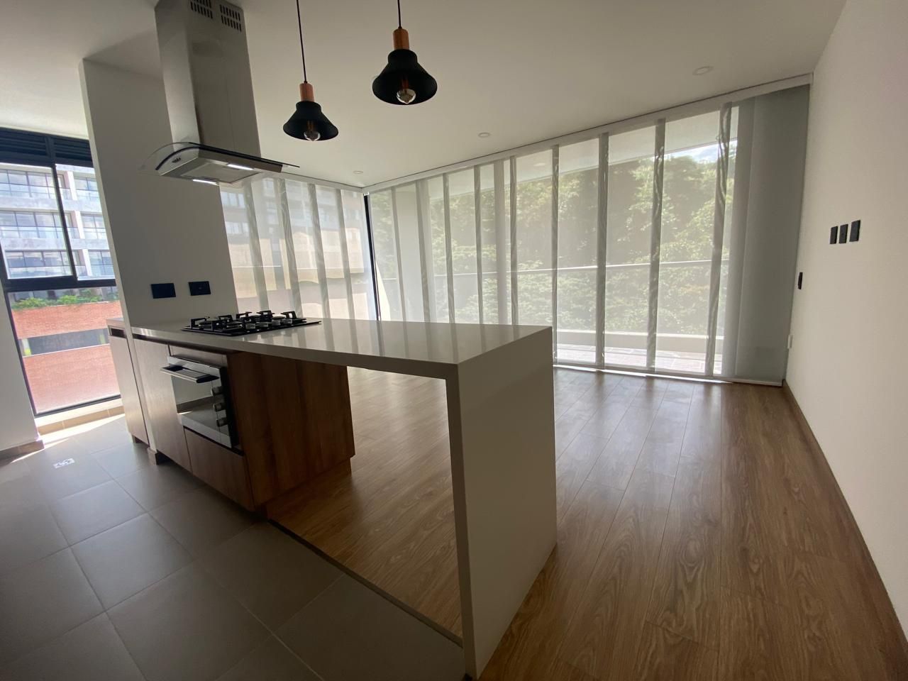 Apartamento en arriendo Antioquia Envigado Trianon 84 m2 Habitaciones 3 Baños 2 Garajes 2 Precio $4300000