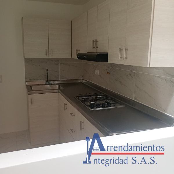 Apartamento en arriendo Antioquia Medellín Los Alpes 65 m2 Habitaciones 2 Baños 1 Garajes 0 Precio $2000000
