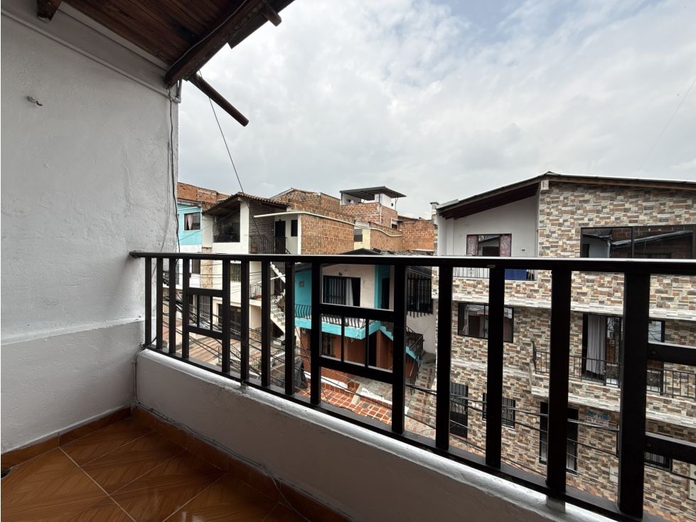 Apartaestudio en arriendo Antioquia Medellín Toscana 25 m2 Habitaciones 1 Baños 1 Garajes 0 Precio $700000