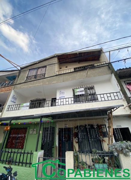 Apartamento en arriendo Antioquia Copacabana El Obrero 120 m2 Habitaciones 3 Baños 2 Garajes 0 Precio $1600000