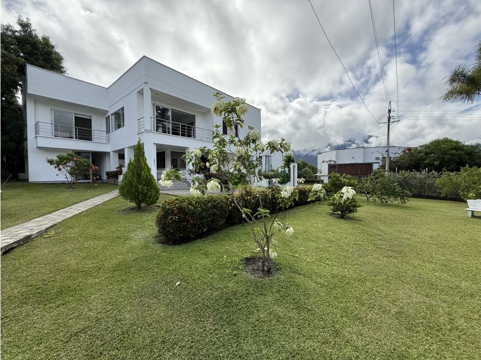 Finca en venta Antioquia San Jerónimo San Jerónimo 400 m2 Habitaciones 6 Baños 6 Garajes 0 Precio $1800000000