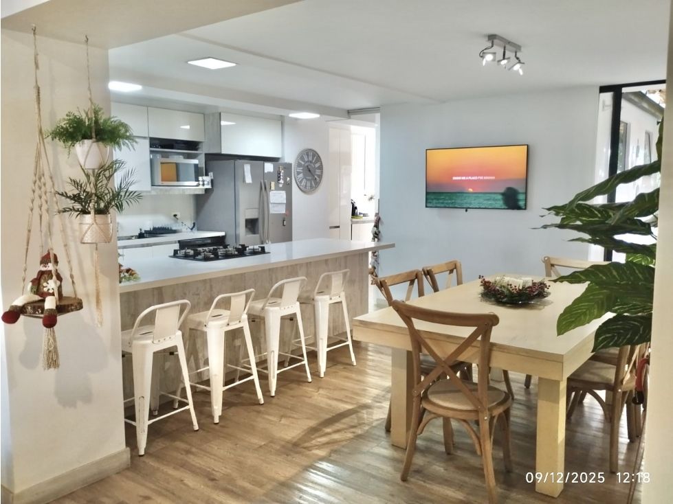 Apartamento en arriendo o venta Antioquia Medellín Los Balsos No 2 261 m2 Habitaciones 3 Baños 4 Garajes 2 Precio venta $1550000000 Precio arriendo $18180000