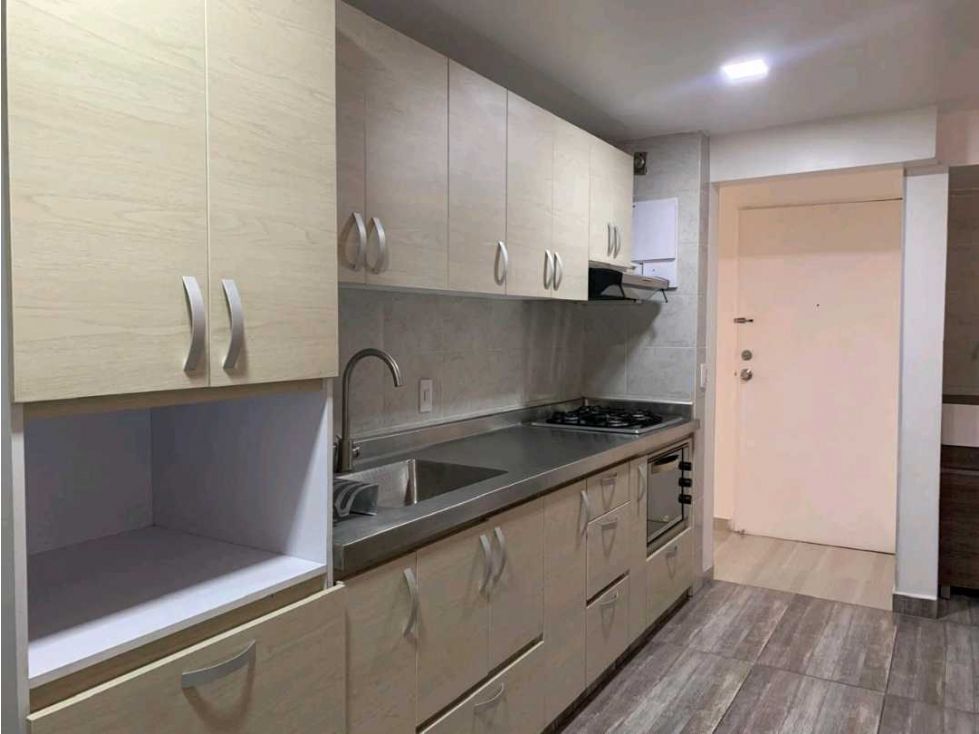 Apartamento en arriendo Antioquia Envigado Zúñiga 100 m2 Habitaciones 3 Baños 2 Garajes 1 Precio $4000000