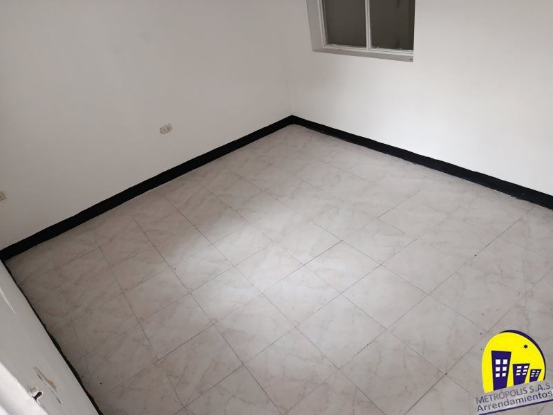 Casa en arriendo Antioquia Medellín Gerona 120 m2 Habitaciones 4 Baños 1 Garajes 0 Precio $1700000