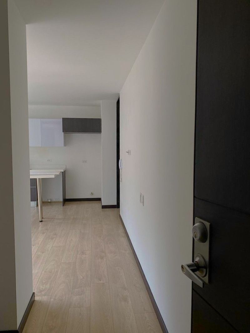 Apartaestudio en arriendo Cundinamarca Bogotá Antiguo Country 50 m2 Habitaciones 1 Baños 1 Garajes 1 Precio $3600000