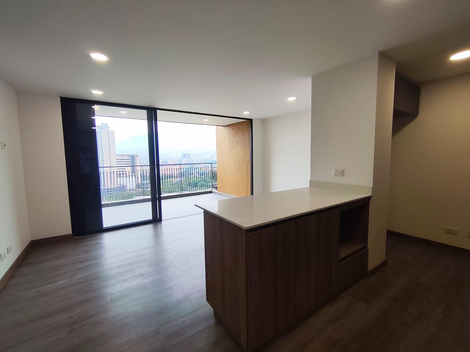 Apartamento en arriendo Antioquia Envigado Las Vegas 87 m2 Habitaciones 3 Baños 2 Garajes 1 Precio $4250000