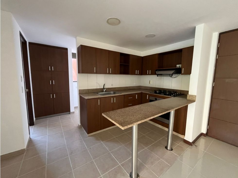 Apartamento en arriendo Antioquia Envigado Bosques De Zúñiga 117 m2 Habitaciones 3 Baños 4 Garajes 2 Precio $5500000