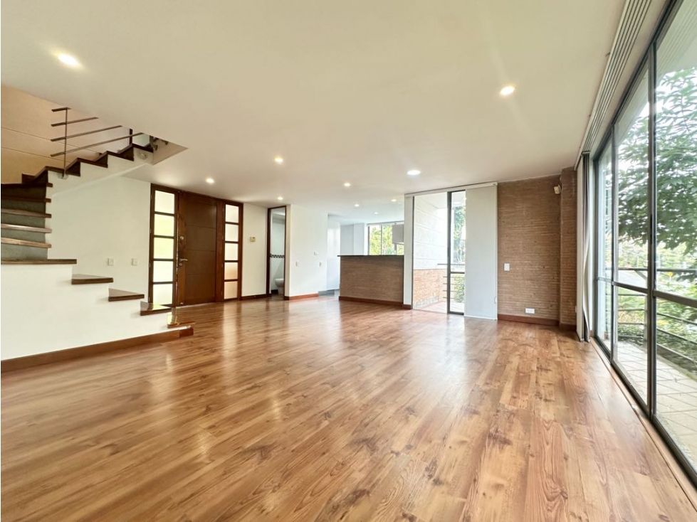 Casa en venta Antioquia Envigado La Mesa 300 m2 Habitaciones 5 Baños 6 Garajes 4 Precio $1650000000