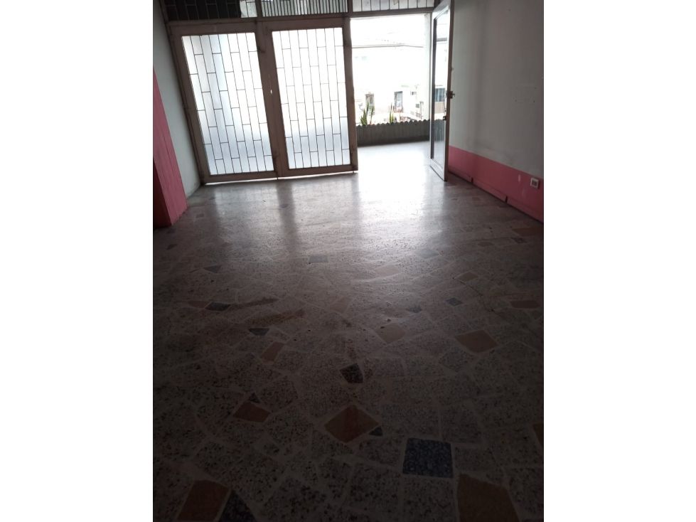 Local en arriendo Caldas Manizales Santa Helena 30 m2 Habitaciones 0 Baños 1 Garajes 0 Precio $5355000
