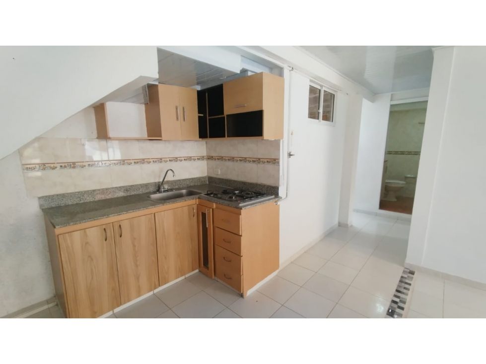 Apartaestudio en arriendo Antioquia Medellín San Bernardo 40 m2 Habitaciones 1 Baños 1 Garajes 0 Precio $1600000