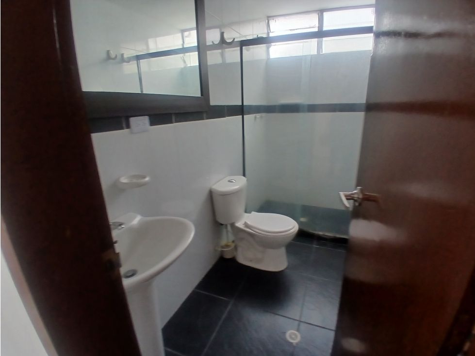 Apartamento en venta Caldas Manizales La Arboleda 212 m2 Habitaciones 4 Baños 3 Garajes 1 Precio $780000000
