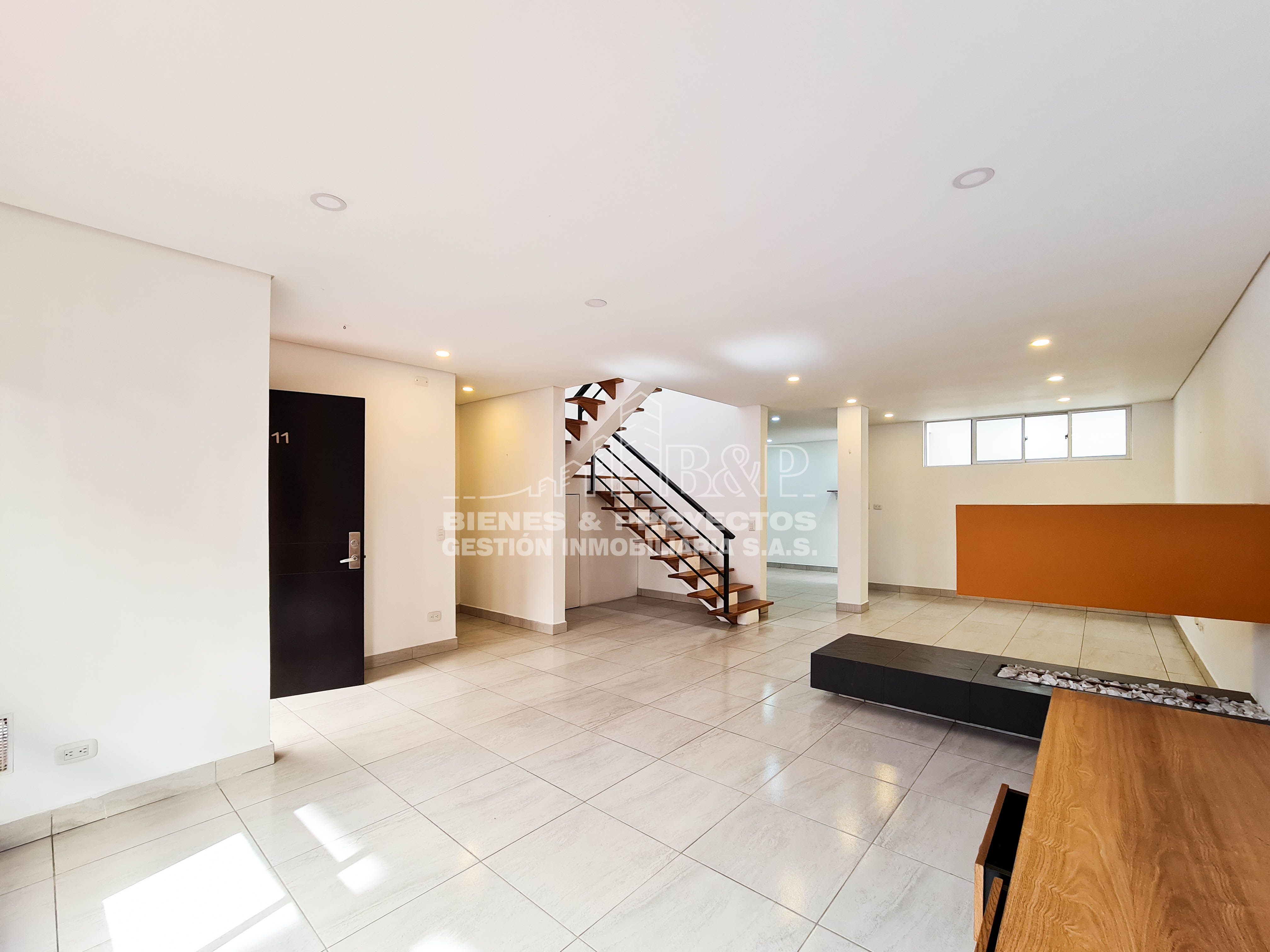 Casa en arriendo o venta Cundinamarca Cajicá El Misterio 207 m2 Habitaciones 4 Baños 3 Garajes 2 Precio venta $800000000 Precio arriendo $4000000