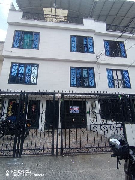 Local en arriendo Valle Del Cauca Cali Junín 45 m2 Habitaciones 0 Baños 1 Garajes 0 Precio $950000