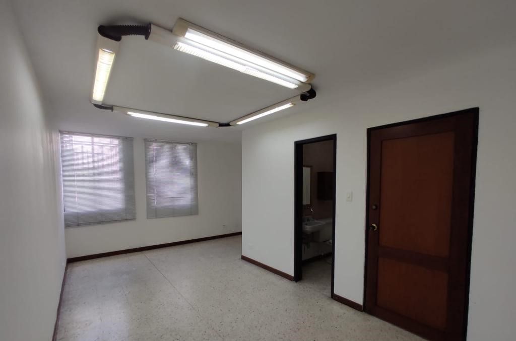 Oficina en arriendo Valle Del Cauca Cali La Merced 55 m2 Habitaciones 0 Baños 0 Garajes 0 Precio $800000