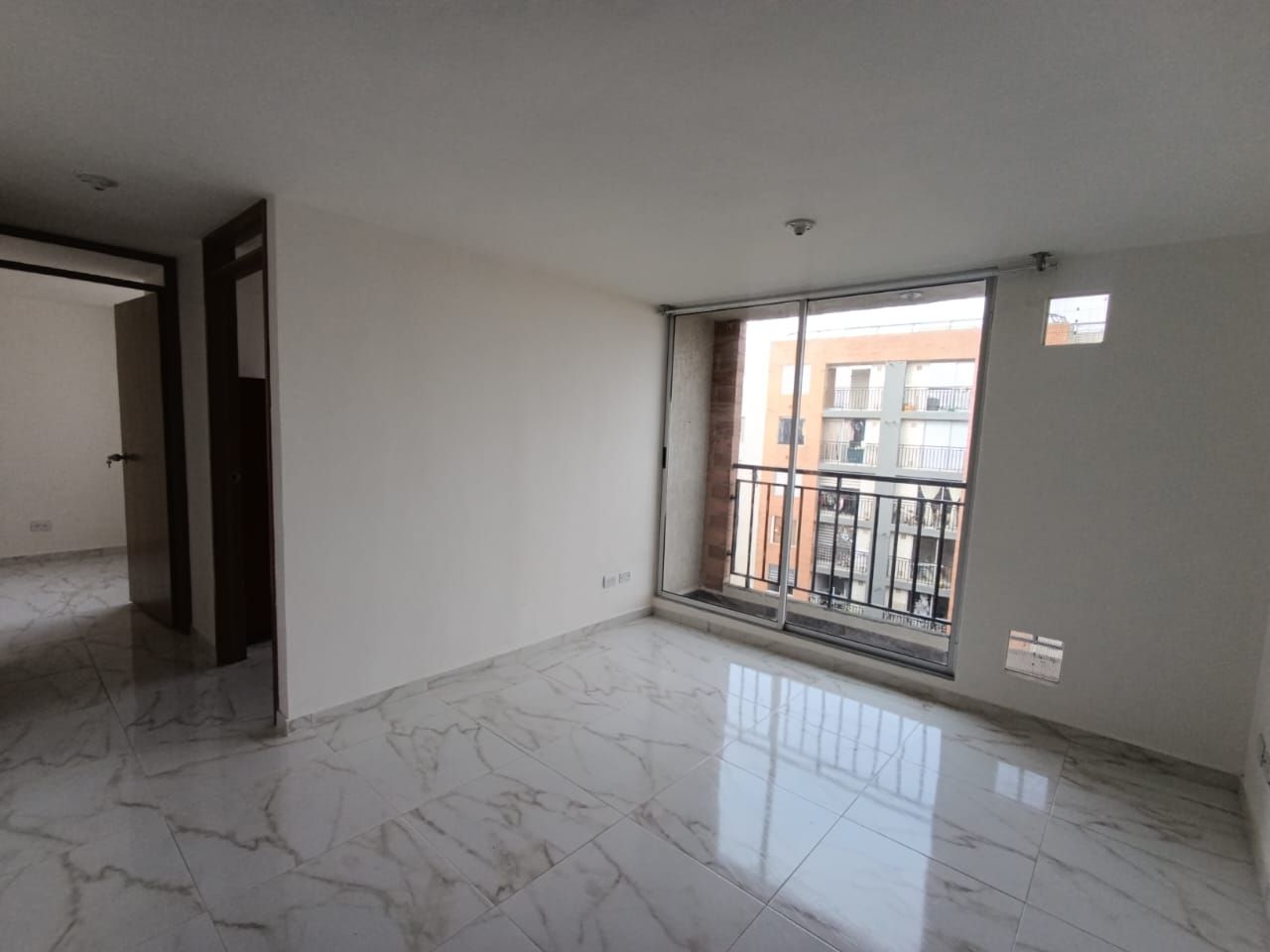 Apartamento en arriendo Cundinamarca Bogotá Centenario 37 m2 Habitaciones 2 Baños 1 Garajes 0 Precio $1300000