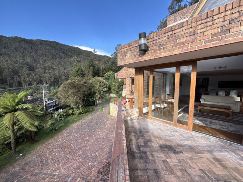 Casa Campestre en venta Cundinamarca Bogotá Torca 590 m2 Habitaciones 3 Baños 3 Garajes 4 Precio $3500000000