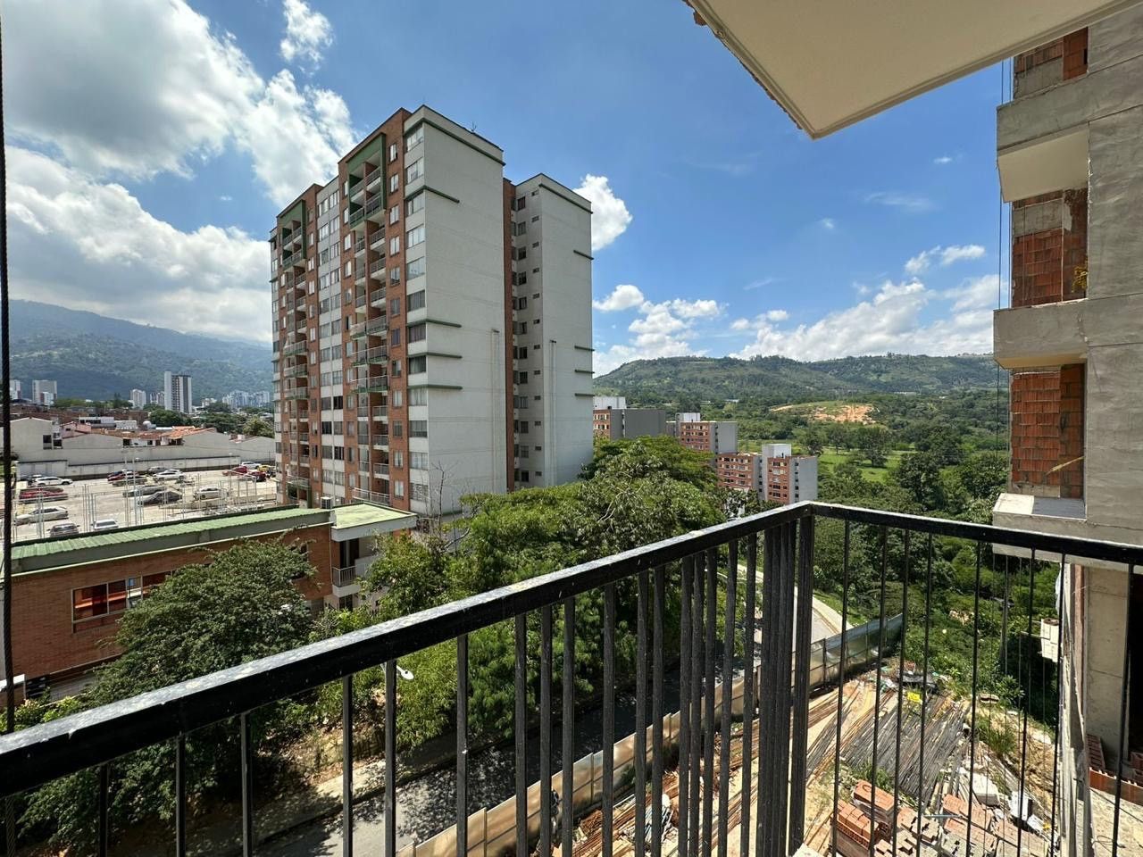 Apartamento en venta Santander Floridablanca Br Versalles Campestre 70 m2 Habitaciones 3 Baños 2 Garajes 1 Precio $400000000