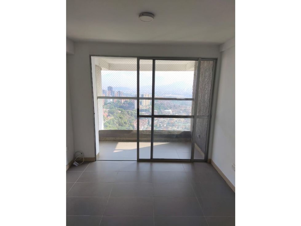 Apartamento en venta Antioquia Medellín Loma De Los Bernal 66 m2 Habitaciones 3 Baños 2 Garajes 1 Precio $550000000